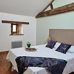 Prázdninový dům La Dorgisiere - Ferme Du Xviie Renovee, Grand Jardin Arbore A 15 Min Du Puy Dufou