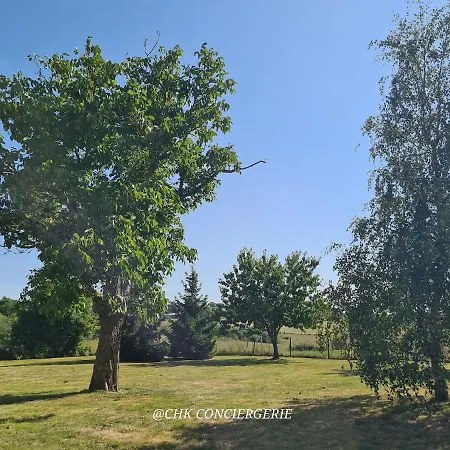 La Dorgisière - Ferme Du Xviie Rénovée, Grand Jardin Arboré à 15 Min Du Puy Dufou Saint-Amand-sur-Sevre