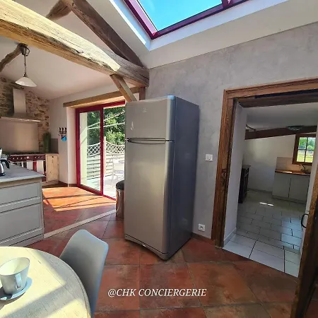 La Dorgisière - Ferme Du Xviie Rénovée, Grand Jardin Arboré à 15 Min Du Puy Dufou Casa vacanze