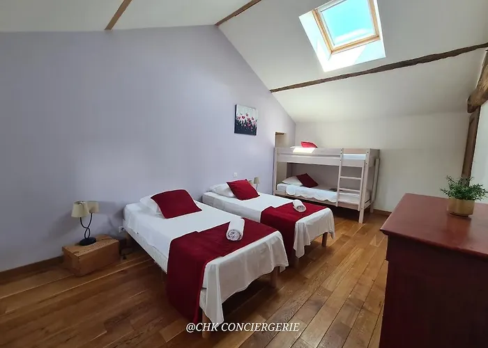 Сasa de vacaciones La Dorgisière - Ferme Du Xviie Rénovée, Grand Jardin Arboré à 15 Min Du Puy Dufou